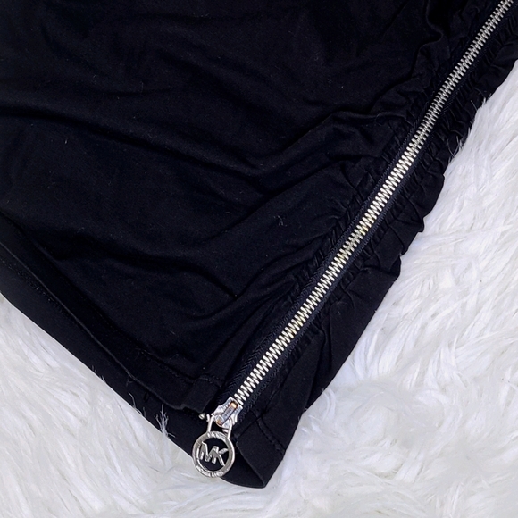 Michael Kors Black Sleeveless Top - Picture 2 of 2